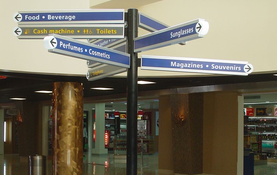 Wayfinding Aruba Airport Van Beem & Van Haagen